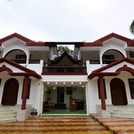 Oyo Flagship Triple Beach Guest House Benaulim Eksteriør bilde
