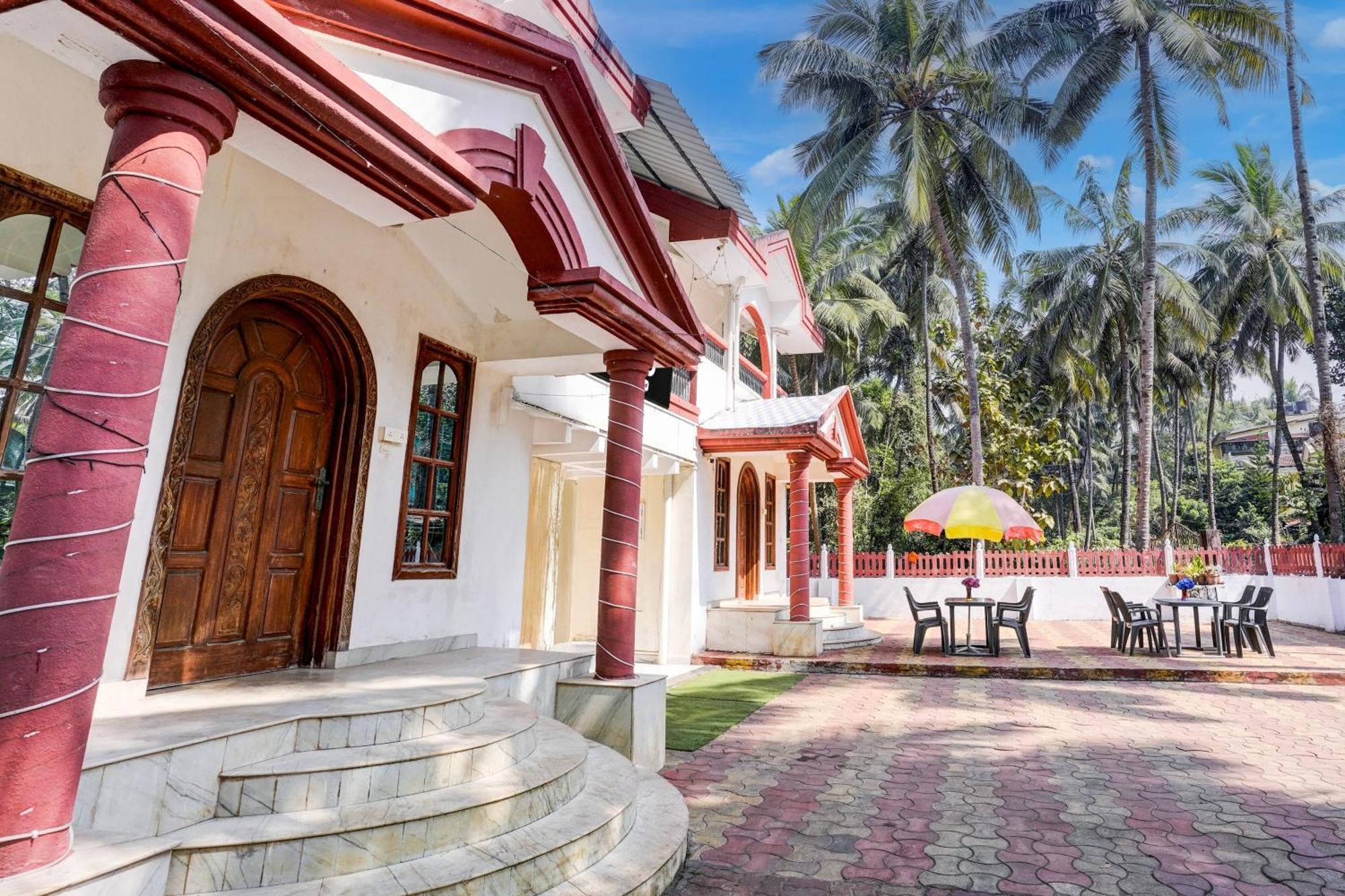 Oyo Flagship Triple Beach Guest House Benaulim Eksteriør bilde