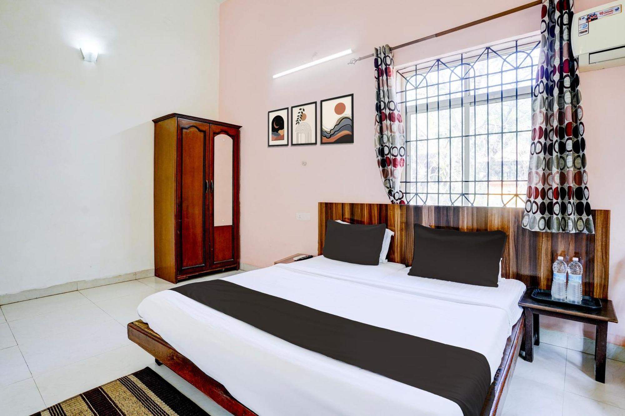 Oyo Flagship Triple Beach Guest House Benaulim Eksteriør bilde